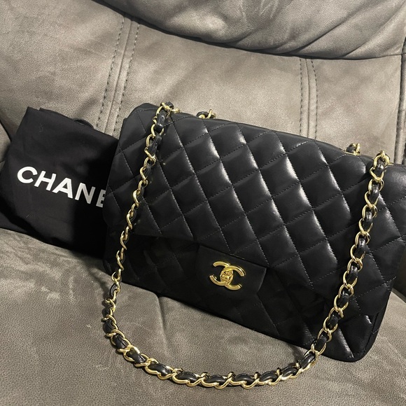 CHANEL CF Lambskin Jumbo Single Flap(Black&Gold) - Picture 2 of 9